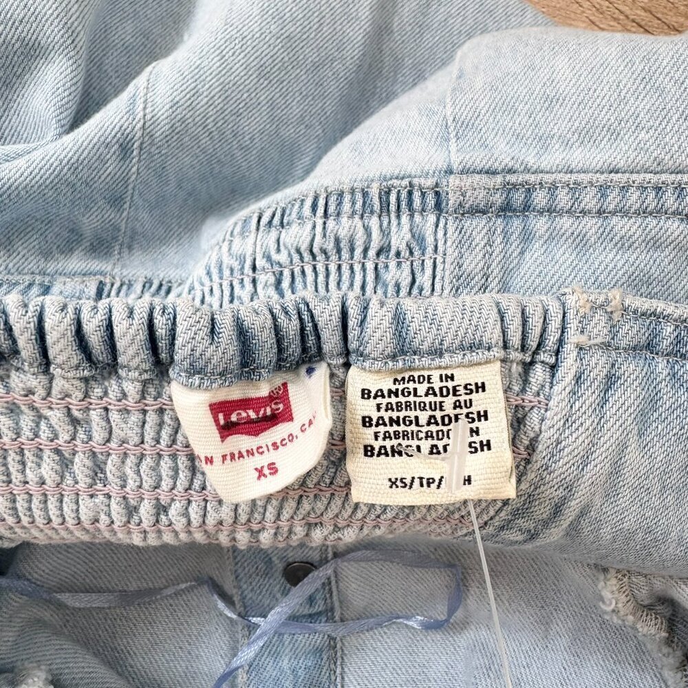 New Levis Janeesah Denim Halter Short Mini Dress - Picture 12 of 13